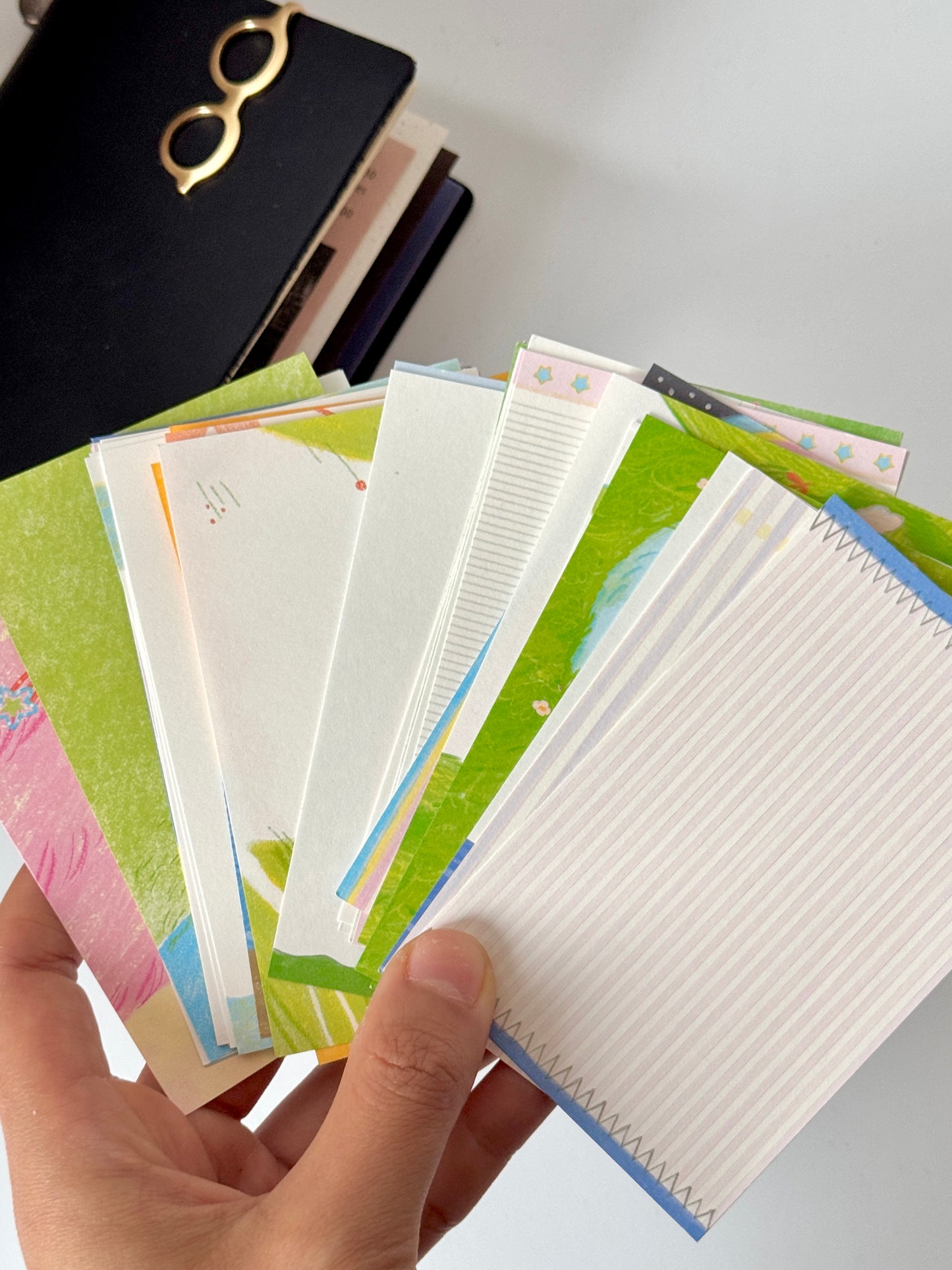 Ada‘s Pick-Holiday Whimsy (M5 Notepad)